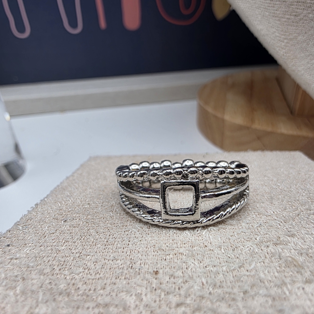 Paparazzi Silver Textured Women's Ring (664)